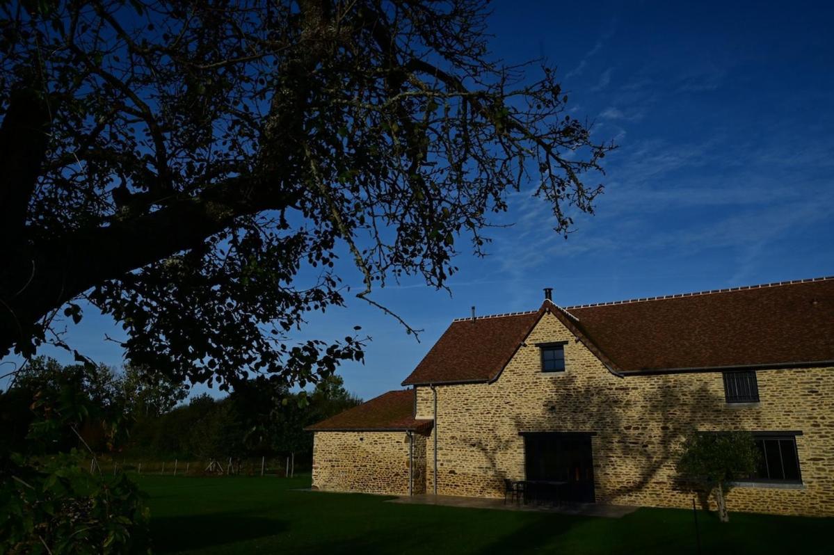 Villa La Grange Et Le Nid Saint-Pierre-des-Nids Exterior foto